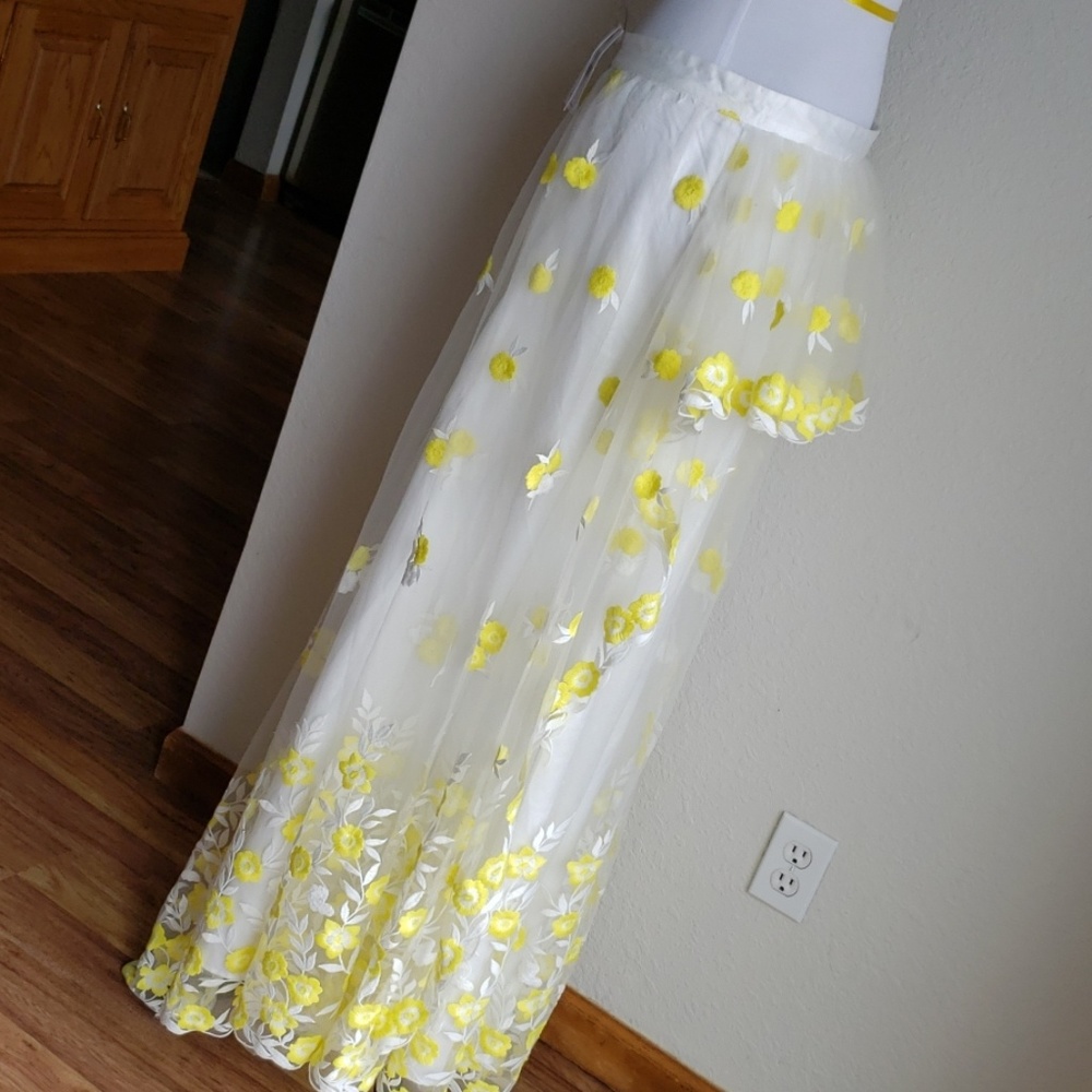 New Asos maxi skirt - Picture 5 of 8